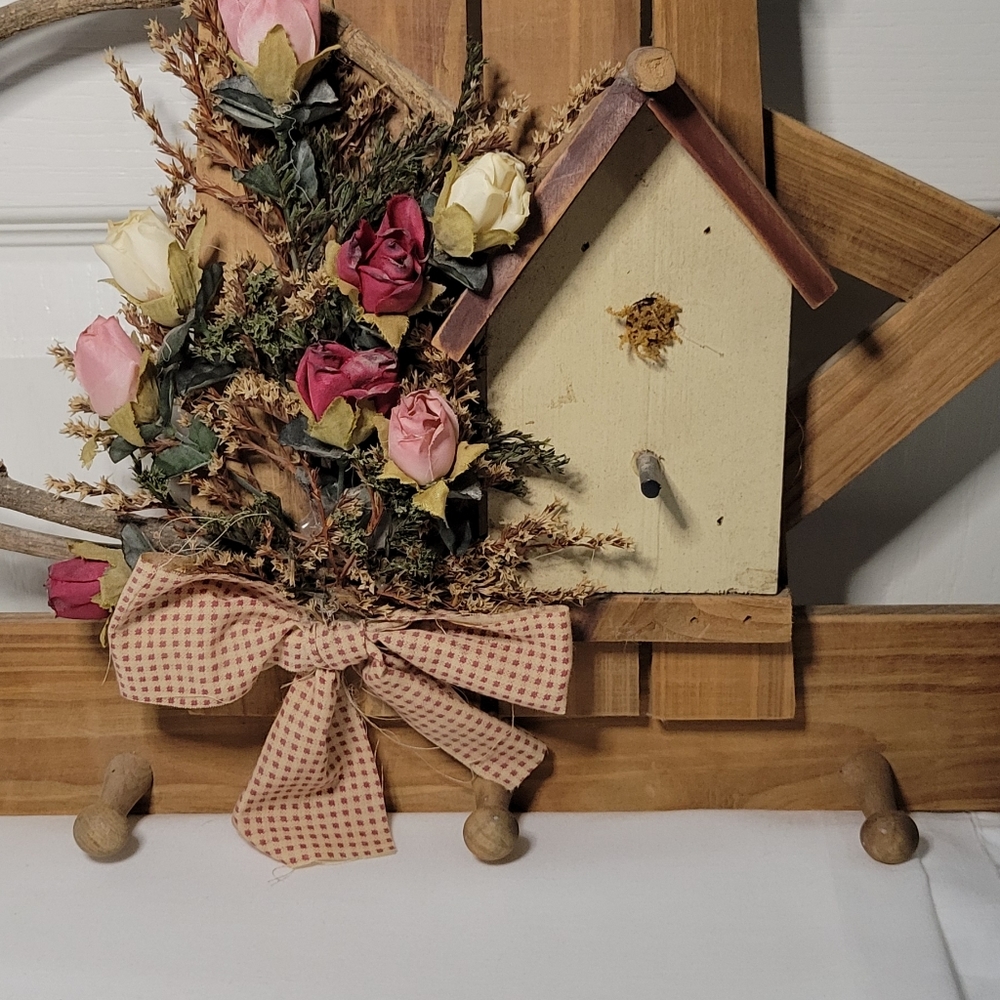 ❤BEAUTIFUL VINTAGE ORNAMENT - Picture 2 of 6